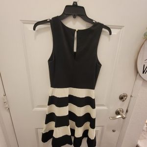 Express black and white dress size xs